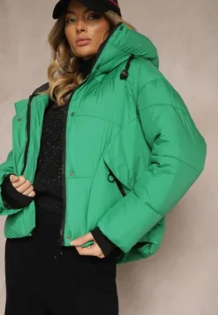 Zielona Pudełkowa Kurtka z Pikowanymi Przeszyciami i Kapturem Zdobiona Ściągaczami Hedilea