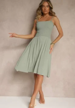 Zielona Rozkloszowana Sukienka z Wiskozy na Ramiączkach Filorissa