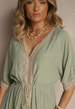 Zielona Sukienka z Wiskozy Ozdobiona Ażurowymi Wstawkami Aloviana