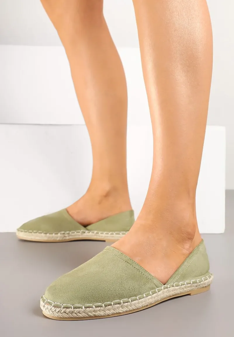 Zielone Espadryle Ozdobione Wyciętą Cholewką i Plecionką Wommea