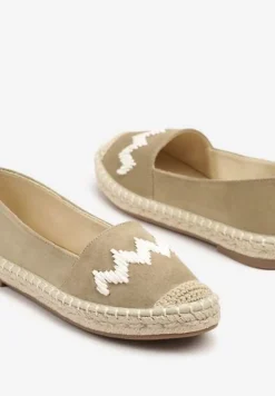 Zielone Espadryle Ozdobione Zygzakami i Plecionym Sznurkiem Sdivisa