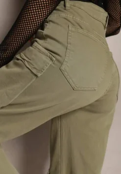 Zielone Jeansy Cargo z Szerokimi Kieszeniami z Klapami na Nogawkach Nihla