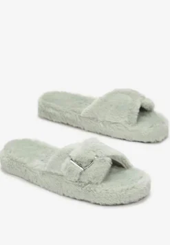 Zielone Kapcie Futrzane ze Sprzączką Nasch