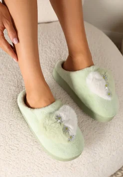 Zielone Kapcie na Platformie Ozdobione Cyrkoniami i Serduszkiem Laonaya