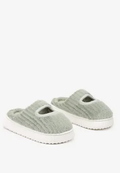 Zielone Kapcie Pluszowe z Wycięciem na Nosku Tamiviela