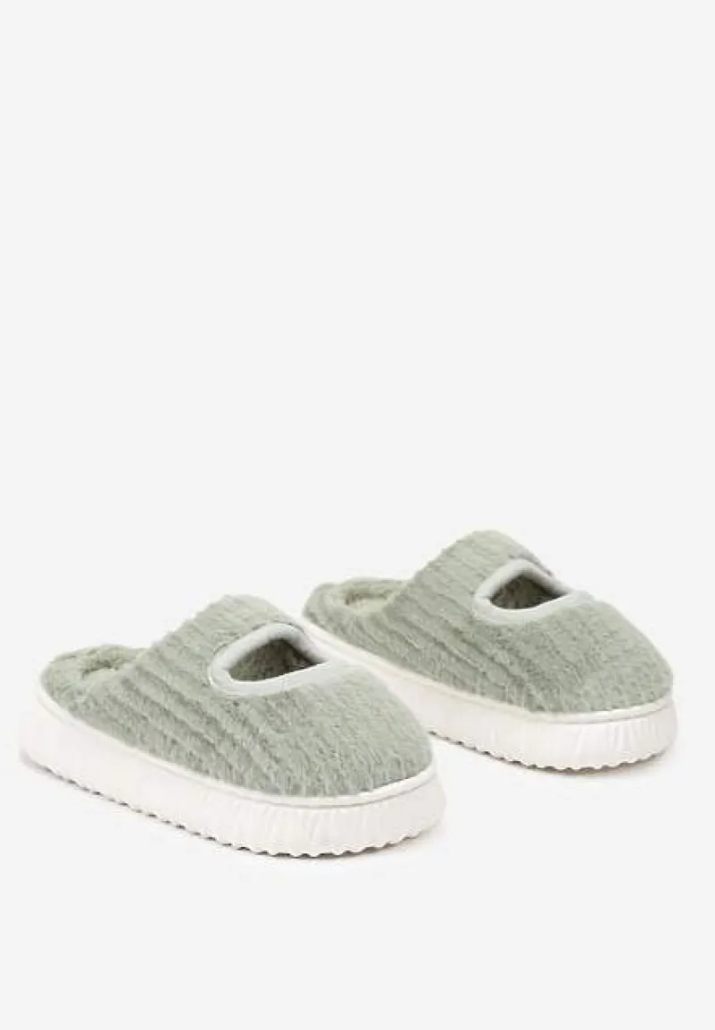 Zielone Kapcie Pluszowe z Wycięciem na Nosku Tamiviela