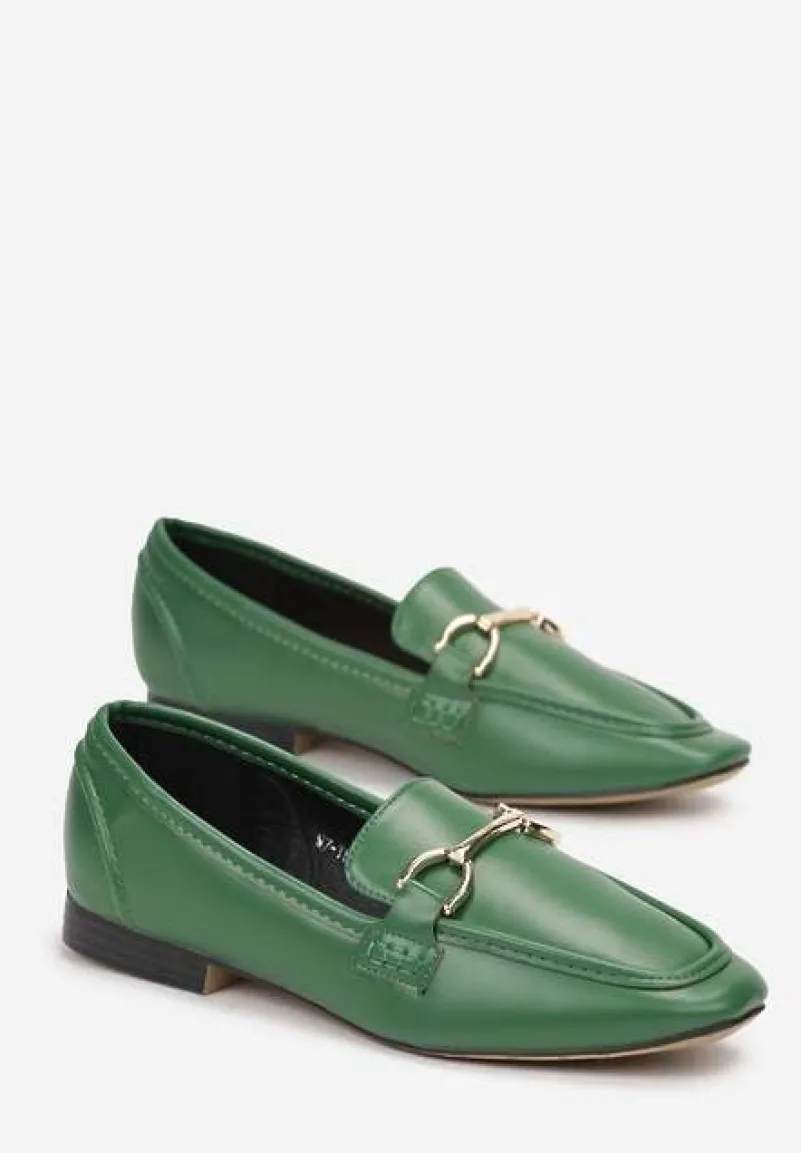 Zielone Klasyczne Mokasyny z Kwadratowym Noskiem na Płaskim Obcasie Ozdobione Klamrą Aldreda