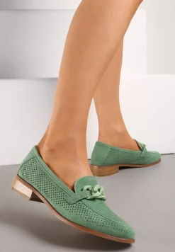Zielone Mokasyny ze Skórzaną Wkładką Ażurową Cholewką i Łańcuchem Egadde