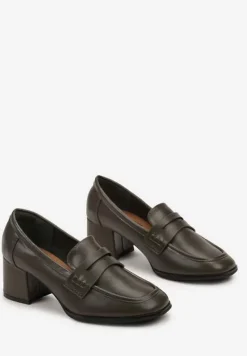 Zielone Półbuty na Niskim Słupku z Ozdobnym Paskiem i Kwadratowym Noskiem Porride