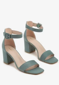 Zielone Sandały Vices na Słupkowym Obcasie z Paskiem wokół Kostki Grisea