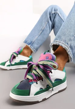 Zielone Sneakersy z Dekoracyjnym Sznurowaniem i Wstawką na Języku Cristen