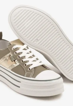 Zielone Trampki na Platformie Ozdobione Metaliczną Aplikacją Telanoreta