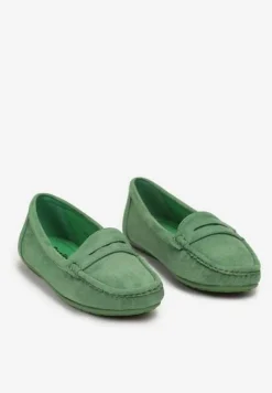 Zielone Wsuwane Mokasyny na Płaskiej Podeszwie z Przeszyciami Titalona