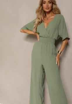 Zielony Kombinezon o Kopertowym Fasonie z Szerokim Luźnym Dołem i Kieszeniami Octoni