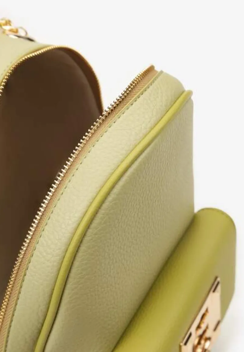 Zielony Plecak ze Złotymi Wykończeniami i Łańcuchem wokół Rączki Jianula