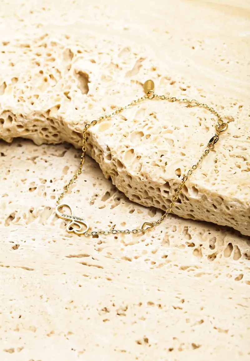 Złota Bransoletka Ozdobiona Cyrkoniami i Sercami Irrivae