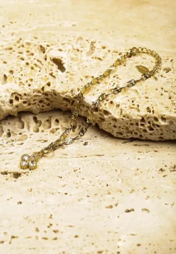 Złota Bransoletka z Ozdobnego Łańcuszka z Zawieszką Kwiatkiem Lanirielle