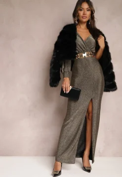 Złota Połyskująca Sukienka Maxi o Asymetrycznym Fasonie z Trójkątnym Dekoltem i Rozcięciem Imisnna