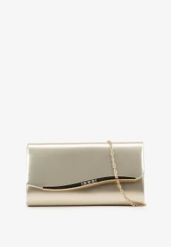 Złota Torebka Typu Kopertówka z Dołączonym Łańcuszkowym Paskiem Zeledi