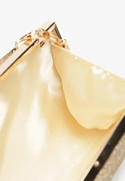 Złota Wieczorowa Torebka Ozdobiona Brokatem i Łańcuszkiem Kromea