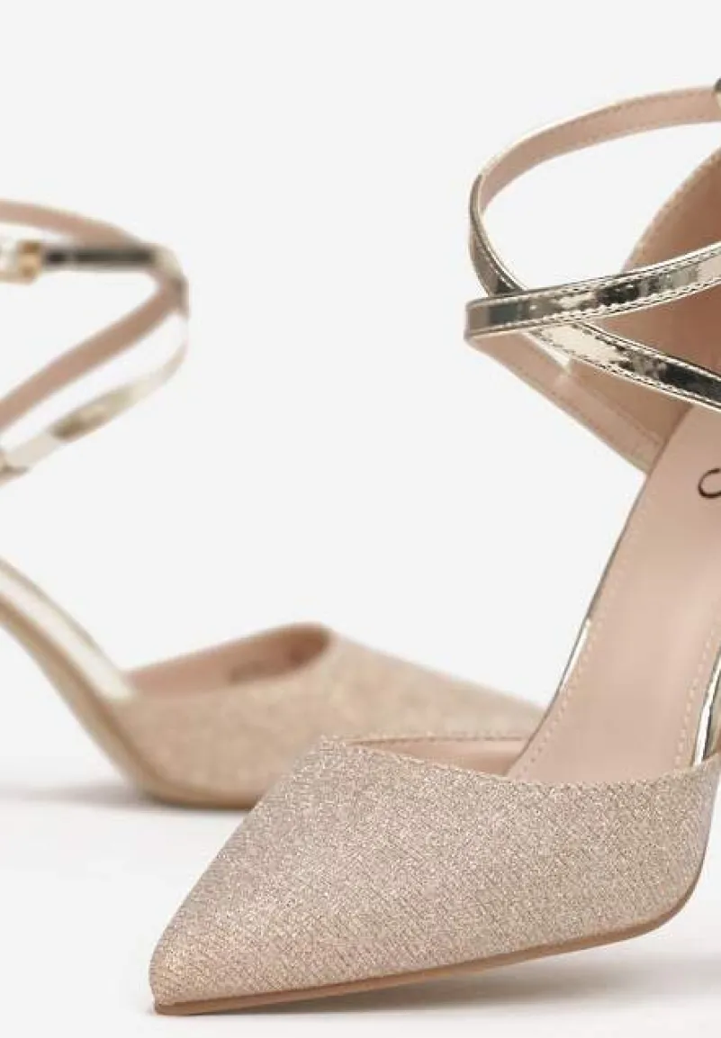 Złote Brokatowe Czółenka na Słupkowym Obcasie ze Szpiczastym Noskiem Soumaya