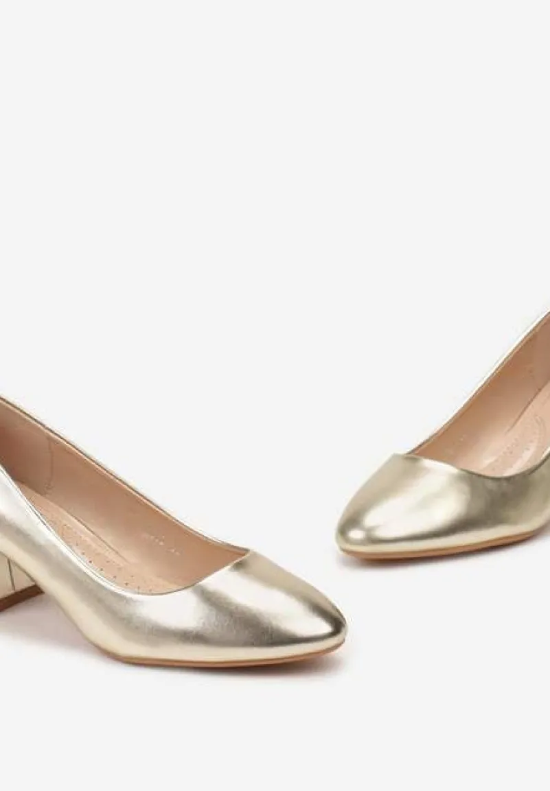 Złote Czółenka Lakierowane z Kwadratowym Słupkiem Matirila