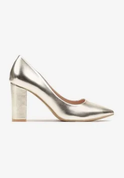 Złote Czółenka na Słupku w Klasycznym Stylu Quaravia