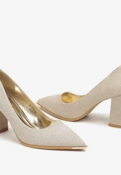 Złote Czółenka na Słupku z Brokatem Evendra