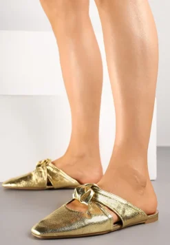 Złote Klapki Vices Typu Mule z Ozdobnym Supłem Elitina