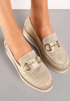 Złote Lekko Błyszczące Półbuty Mokasyny na Platformie z Perforacją i Klamrą Alerin