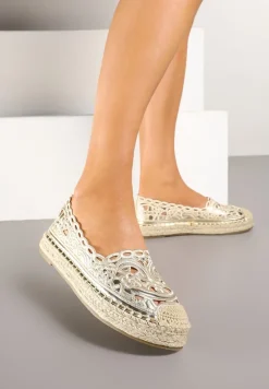 Złote Płaskie Espadryle z Ażurową Cholewką Elearwen