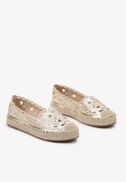 Złote Płaskie Espadryle z Ażurową Cholewką Elearwen