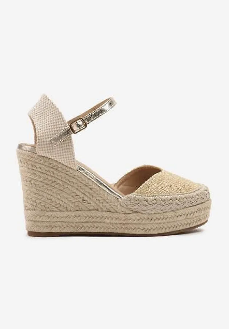Złote Sandały na Koturnie w Typie Espadryli Ozdobione Plecionką Akiora