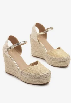 Złote Sandały na Koturnie w Typie Espadryli Ozdobione Plecionką Akiora