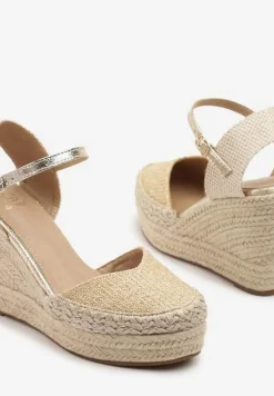 Złote Sandały na Koturnie w Typie Espadryli Ozdobione Plecionką Akiora
