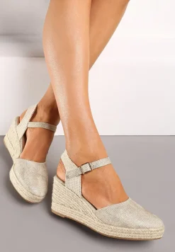 Złote Sandały na Plecionym Koturnie w Stylu Espadryli z Noskiem z Ekoskóry Beonira