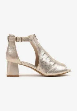 Złote Sandały na Słupku ze Skórzaną Wkładką Ozdobione Suwakiem i Perforacją Ciaralira