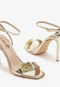 Złote Sandały na Szpilce Ozdobione Cyrkoniowymi Aplikacjami 3D Ranqua
