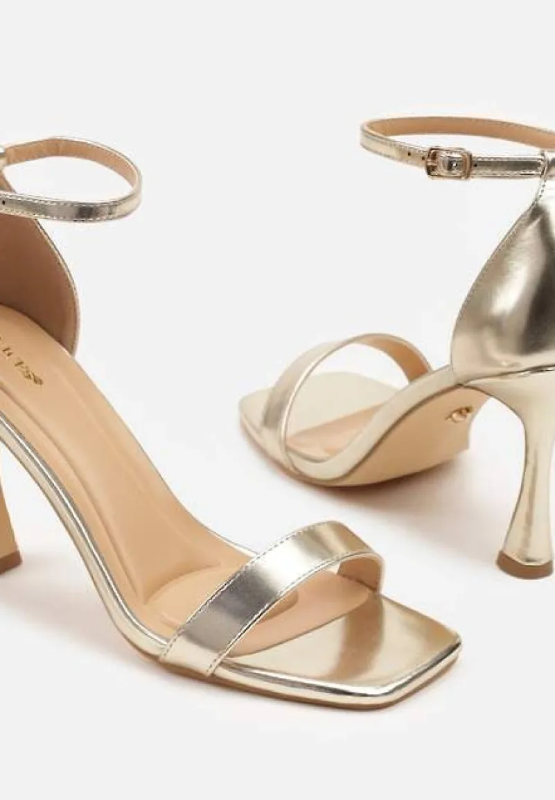 Złote Sandały na Szpilce Vices z Kwadratowym Noskiem Linasena