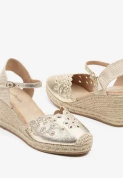 Złote Sandały o Fasonie Ażurowych Espadryli na Plecionym Koturnie Firabia
