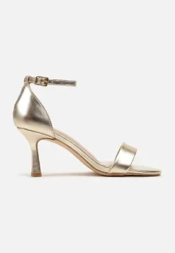 Złote Sandały Vices na Obcasie Typu Szpilka Galennea