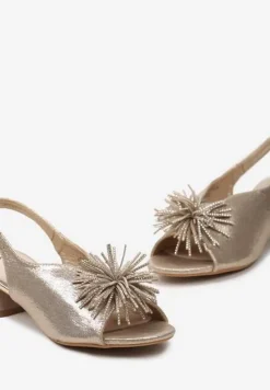 Złote Sandały Vices na Słupku ze Skórzaną Wkładką z Pomponem i Cyrkoniami Tiraga