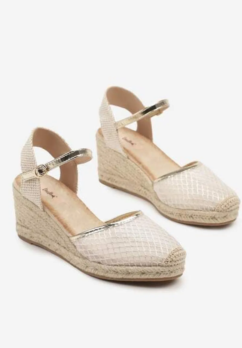 Złote Sandały w Stylu Espadryli z Plecionką i Siateczką Meranella