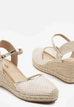 Złote Sandały w Stylu Espadryli z Plecionką i Siateczką Meranella