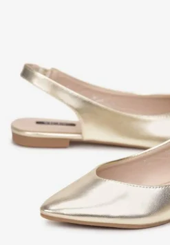 Złote Sandały z Odkrytą Piętą i Noskiem Typu Migdałek Nemegoria