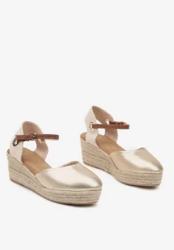 Złote Sandały z Plecionką na Koturnie w Stylu Espadryli Effilania