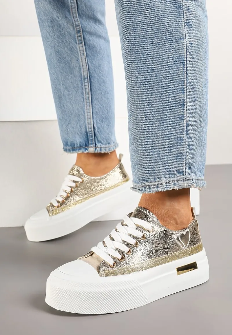 Złote Trampki na Platformie z Metalicznymi Sercami Florvila