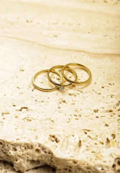 Złoty 3-pack Pierścionki w Minimalistycznym Stylu Finarosa